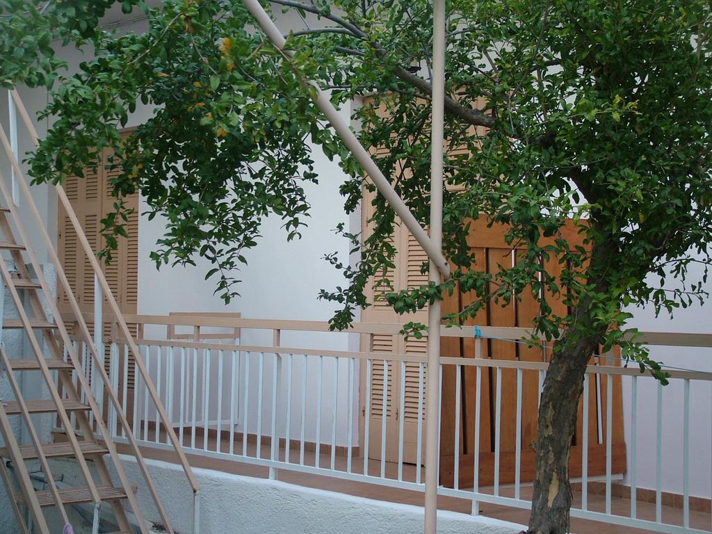 George'S Apartment Agia Marina  Cameră foto